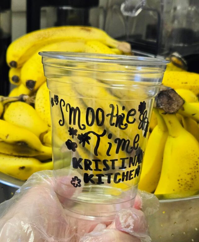 🍌 I’m torn between loving how talented my girls are with their doodles, and thinking they have too much time on their hands?! 🤔 😂
.
.
Either way, who loves our smoothies as much as we do??!! 
.
.
Name this smoothie (with the proper name!) and be entered to WIN 🥇 ONE FOR FREE!! 
Yep 👍🏻 
Winner will be pulled Wednesday!! 😘 
.
.
#smoothie #smoothierecipes #smoothiebowls