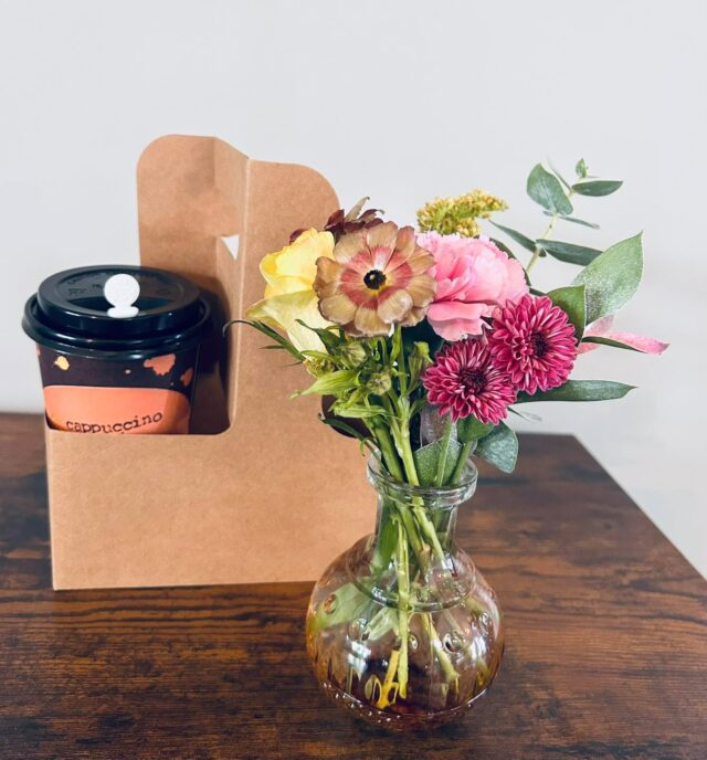 “Love you  latte!” Mom’s Day special pair of a custom latte with a small vase of florals for only $18! 
.
.
Limited availability this weekend at our Reba Rd location Friday, Saturday & Sunday 🤗 
32828 Reba Rd, Millville 
302-500-2249